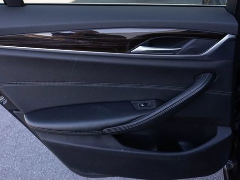 Used 2018 BMW 530e xDrive AWD/4WD image 12