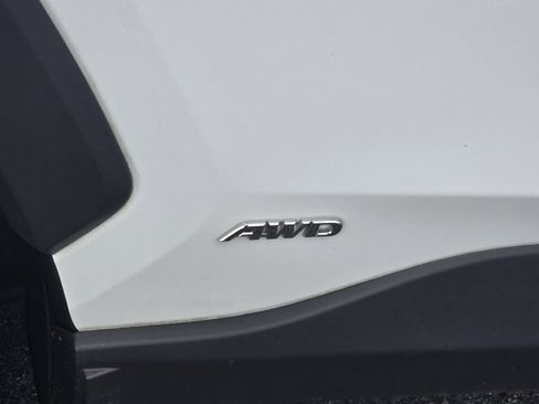 Certified 2022 Toyota RAV4 XLE w/ Convenience Package AWD/4WD image 16