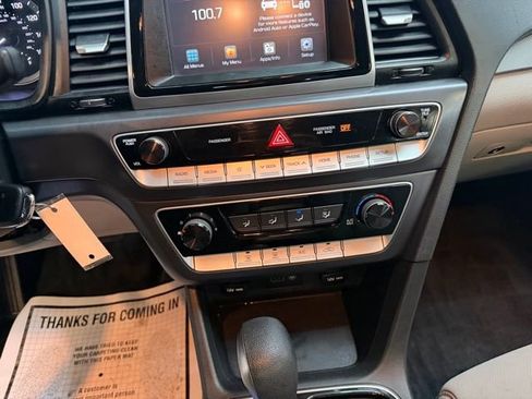 Used 2018 Hyundai Sonata SE image 22