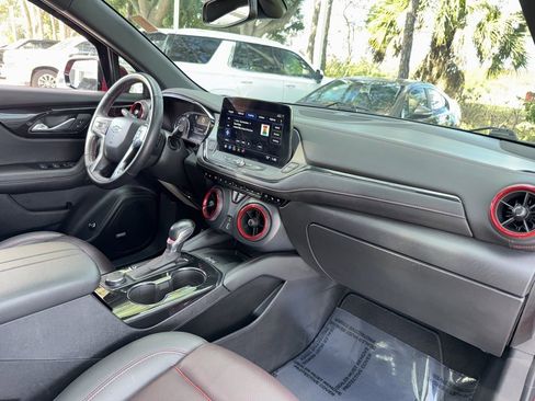 Used 2023 Chevrolet Blazer RS w/ Enhanced Convenience Package image 20