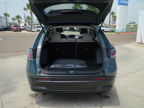 New 2027 Honda HR-V LX image 7