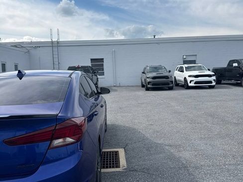 Used 2020 Hyundai Elantra Sport w/ Cargo Package (C1) FWD image 7