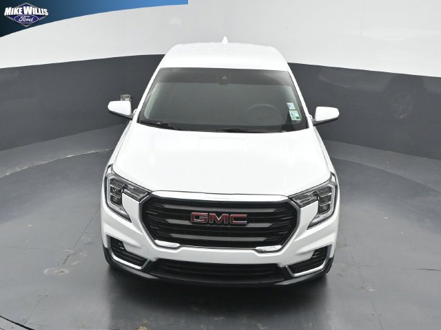 Used 2024 GMC Terrain SLE FWD image 10