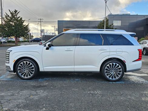 Used 2026 Hyundai Palisade Calligraphy image 4