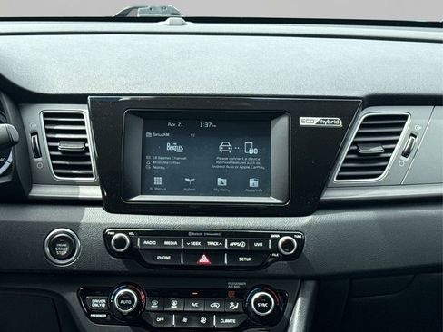 Used 2019 Kia Niro LX FWD image 19