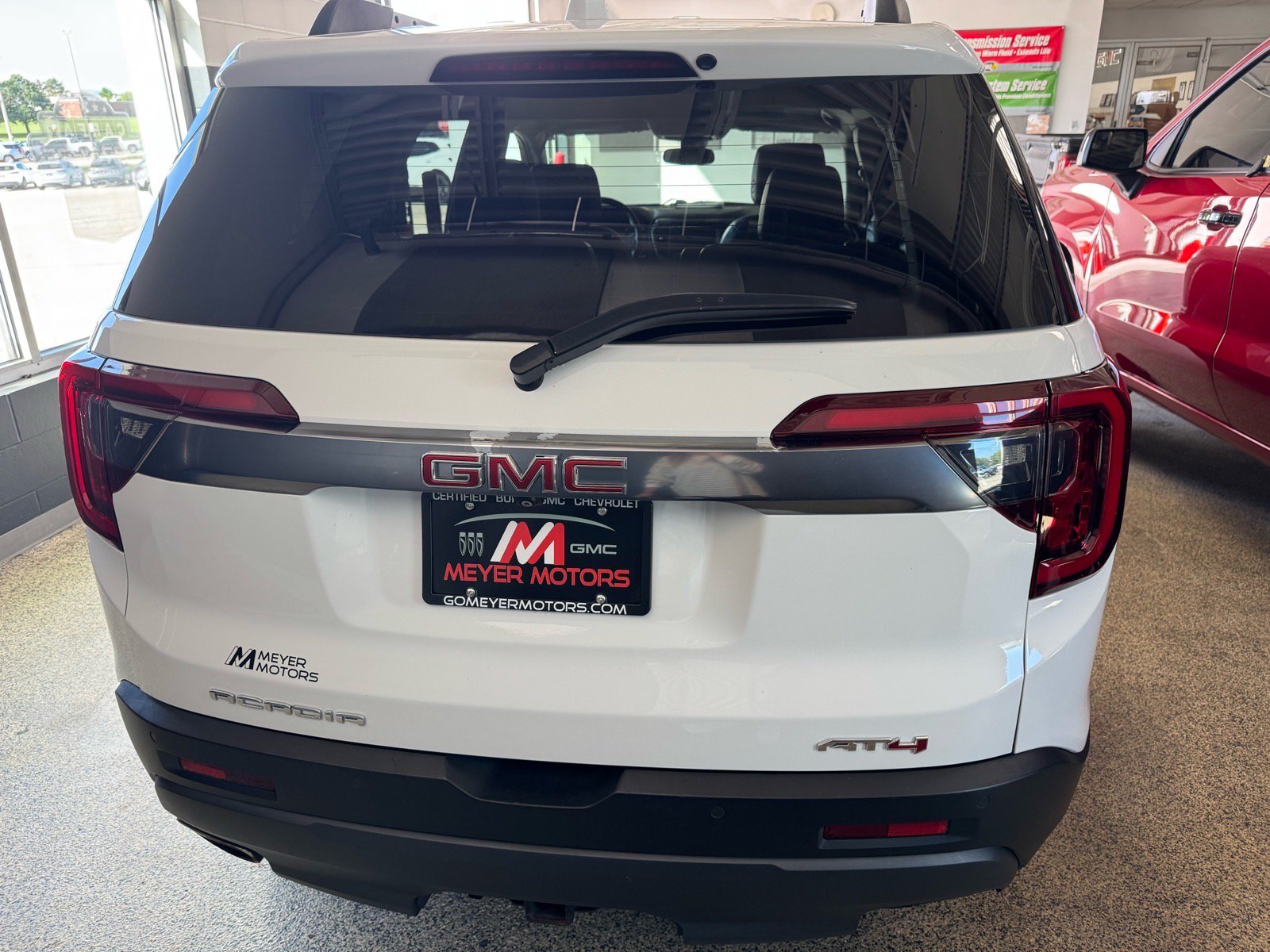 Used 2021 GMC Acadia AT4 w/ Preferred Package AWD/4WD image 6