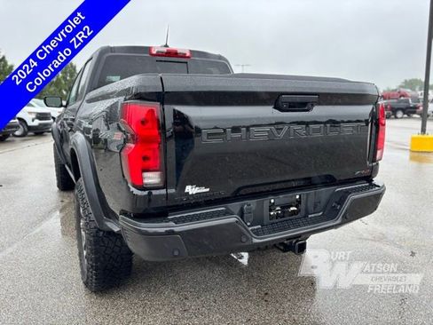Certified 2024 Chevrolet Colorado ZR2 w/ ZR2 Convenience Package III image 4
