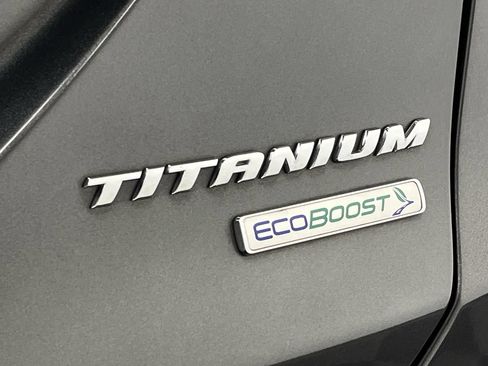 Used 2016 Ford Fusion Titanium FWD image 29