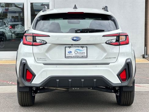 New 2025 Subaru Crosstrek 2.5i Limited w/ Crosstrek Mirror Package image 6
