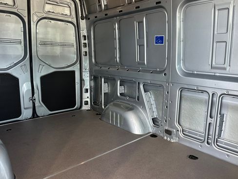 New 2025 Mercedes-Benz Sprinter 2500 image 22