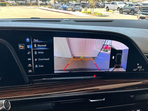 Used 2023 Cadillac Escalade Premium Luxury w/ Performance Package AWD/4WD image 10
