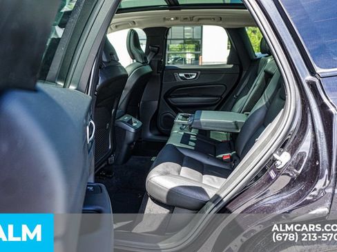Used 2024 Volvo XC60 B5 Plus AWD/4WD image 21