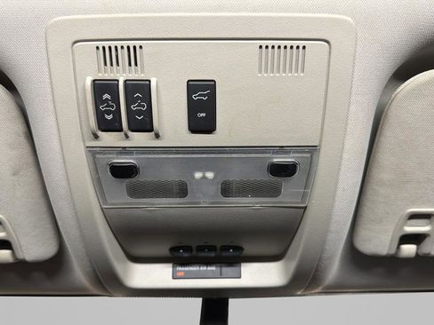 Used 2014 Chevrolet Tahoe LT w/ Luxury Package image 18