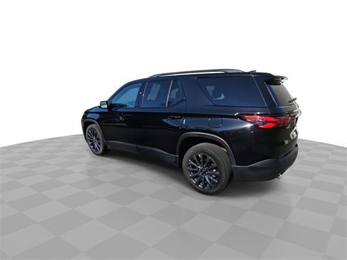 Certified 2023 Chevrolet Traverse RS image 6