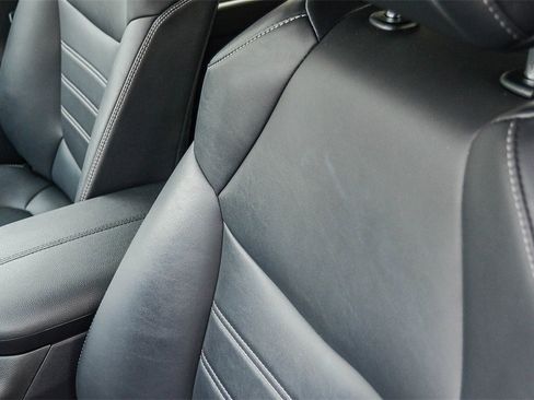 Used 2021 Toyota RAV4 XLE Premium image 24