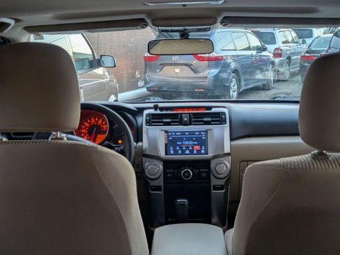 Used 2011 Toyota 4Runner SR5 image 10