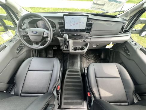 New 2026 Ford Transit 250 148 Medium Roof RWD image 8