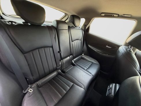Used 2015 INFINITI QX50 AWD image 18