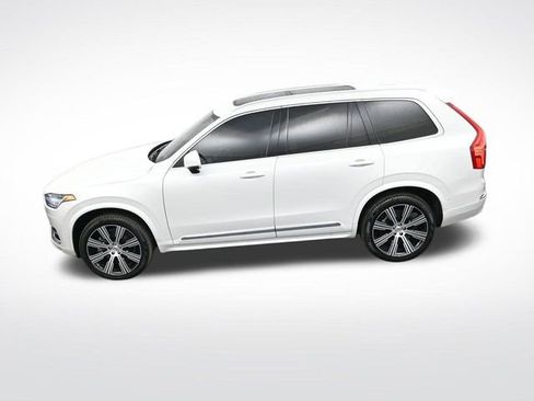 Used 2024 Volvo XC90 B6 Ultimate w/ Protection Package Premier image 32