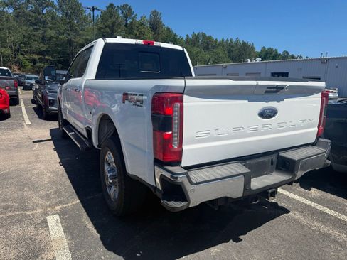 Used 2024 Ford F250 Lariat w/ Chrome Package AWD/4WD image 5