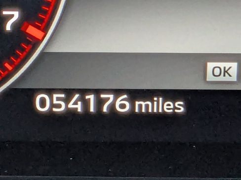 Used 2022 Mitsubishi Outlander SEL image 31