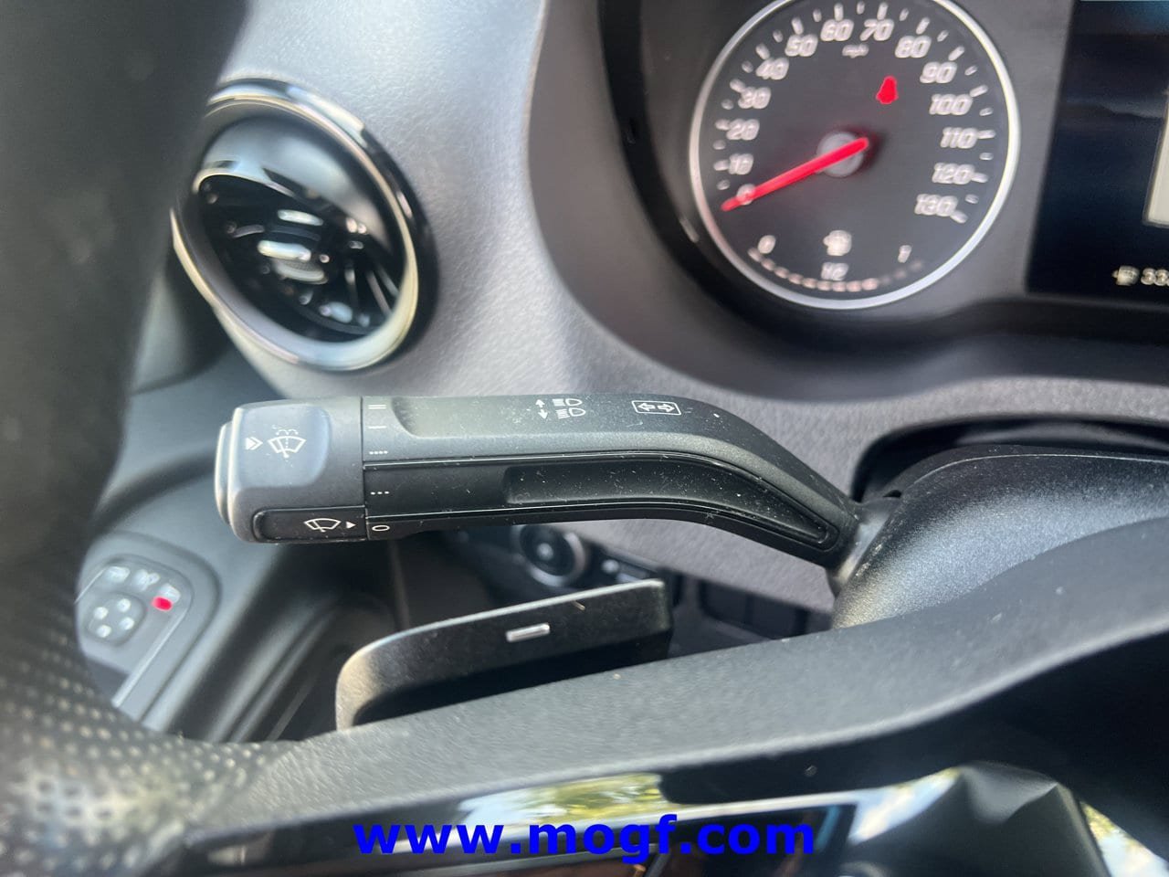 Used 2025 Mercedes-Benz Sprinter 2500 image 11