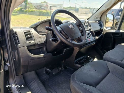 Used 2020 RAM ProMaster 2500 w/ Interior Convenience Group FWD image 7