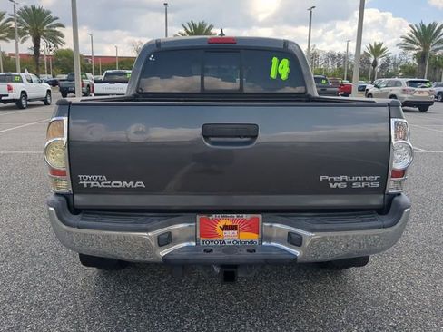 Used 2014 Toyota Tacoma PreRunner w/ SR5 Package image 5