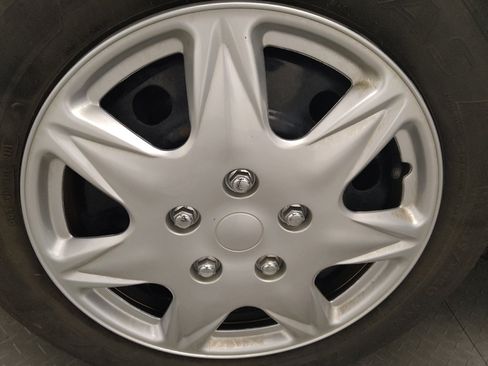 Used 2017 Ford Escape S image 31