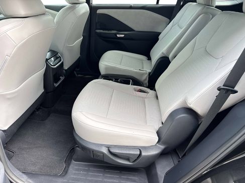 Certified 2025 Lexus TX 350 AWD w/ Technology Package image 15