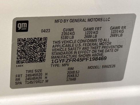 Used 2023 Cadillac XT4 Sport w/ Cold Weather Package AWD/4WD image 34