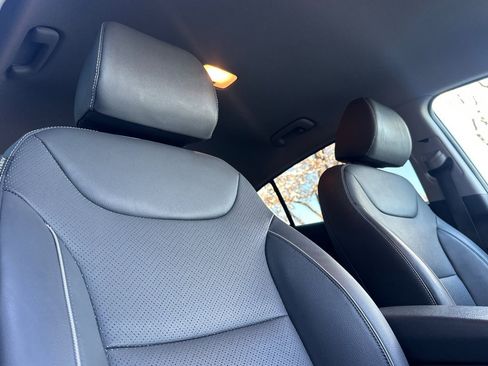 Used 2019 Hyundai Ioniq Limited image 20