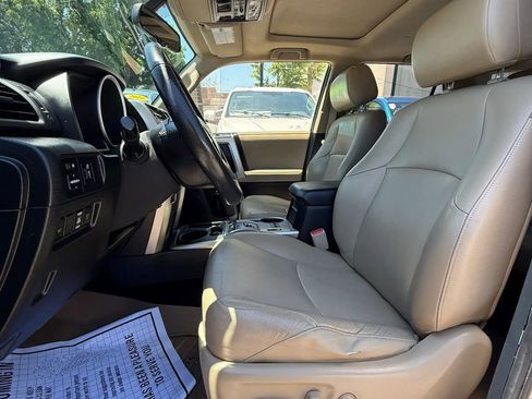 Used 2010 Toyota 4Runner Limited RWD image 18