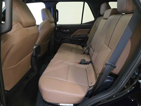 Certified 2026 Toyota 4Runner Limited AWD/4WD image 24