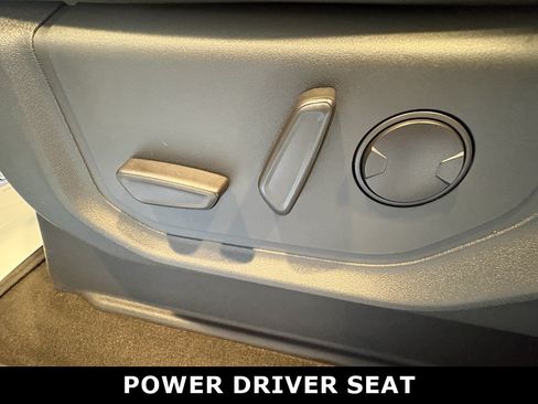 Used 2021 Ford Expedition Max XLT AWD/4WD image 23