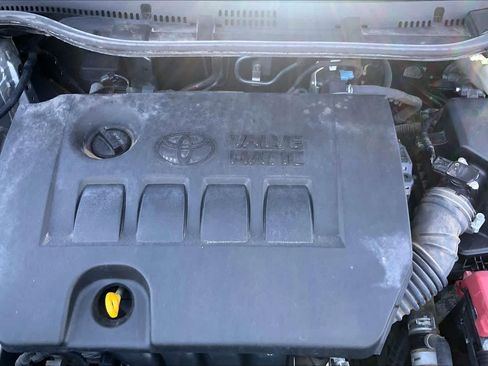Used 2018 Toyota Corolla iM FWD image 32