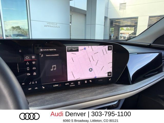 Used 2025 Audi Q5 Premium w/ Convenience Package AWD/4WD image 7