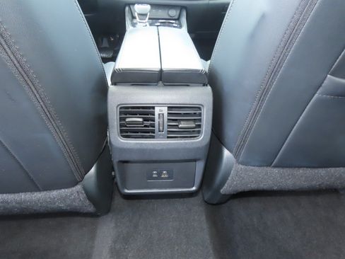Used 2023 Nissan Rogue SL FWD image 22