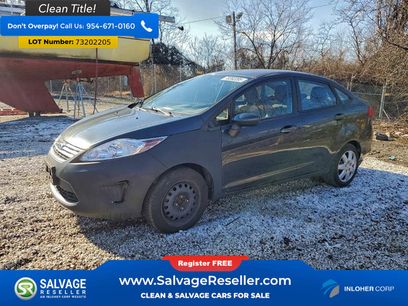 Used 2011 Ford Fiesta SE