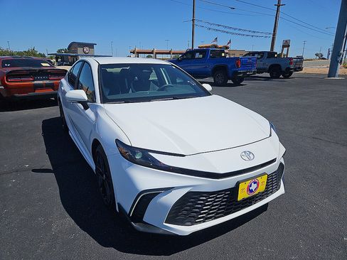 Certified 2026 Toyota Camry SE FWD image 7