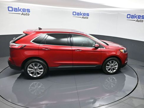 Used 2024 Ford Edge Titanium image 53
