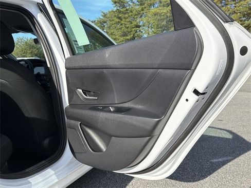 New 2026 Hyundai Elantra Blue image 16