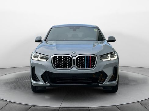 Used 2023 BMW X4 xDrive30i w/ M Sport Package AWD/4WD image 2