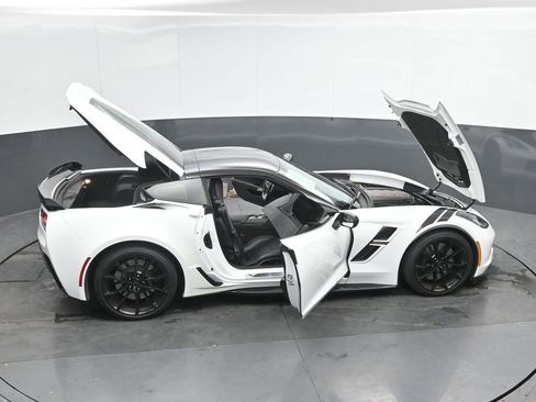 Used 2017 Chevrolet Corvette Grand Sport RWD image 51