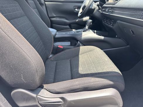 Used 2024 Honda HR-V Sport image 11