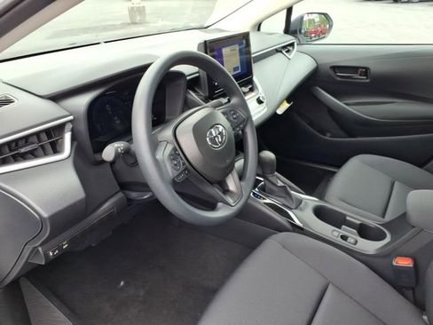 Used 2026 Toyota Corolla LE FWD image 12