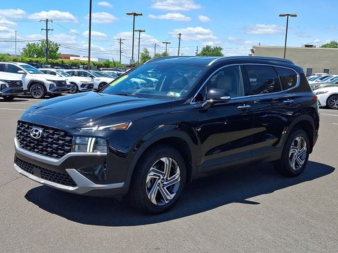 Certified 2023 Hyundai Santa Fe SEL w/ Winter Weather Package AWD/4WD image 3