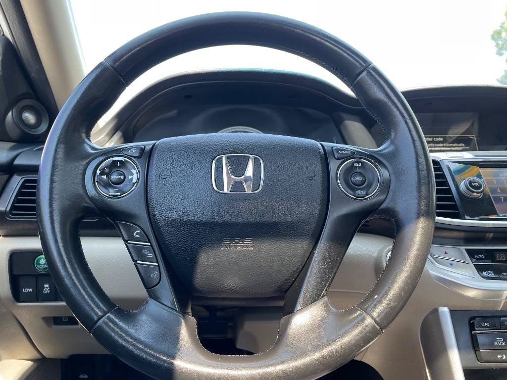 Used 2013 Honda Accord EX-L image 16