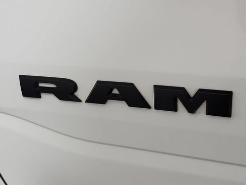 Used 2025 RAM 1500 Laramie w/ Night Edition AWD/4WD image 7