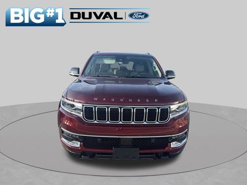 Used 2024 Jeep Wagoneer 4WD w/ HD Trailer Tow Package image 7